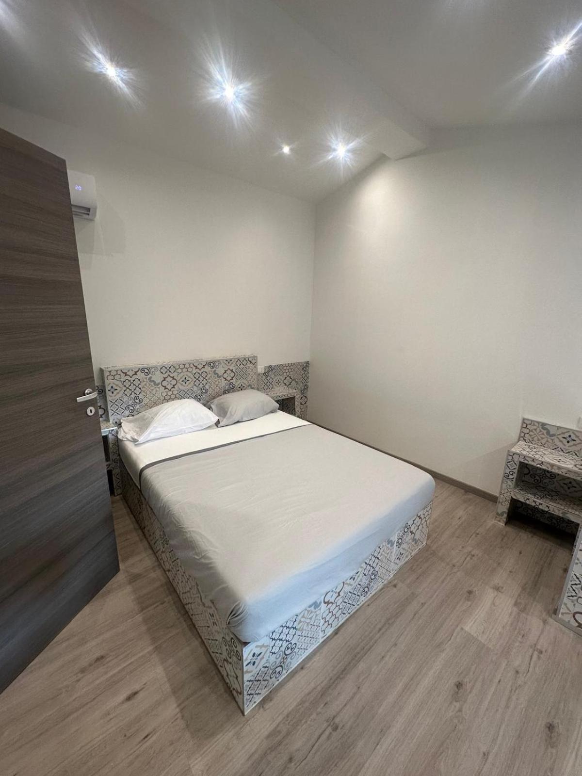 Oh Apartments Fiera فيرونا المظهر الخارجي الصورة